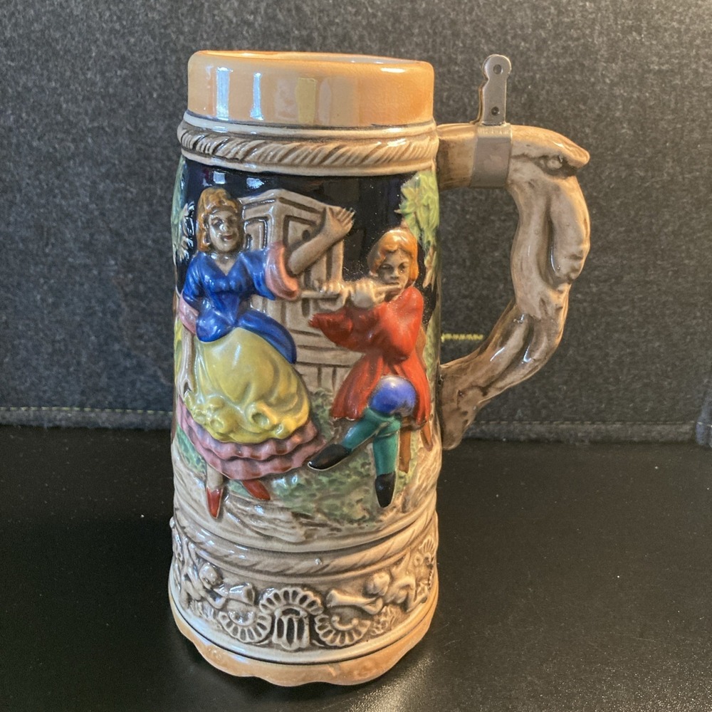 VINTAGE German Beer Stein Working Music Box Dancing Couple Octoberfest Germany